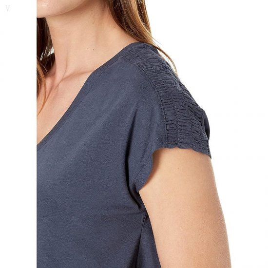 L.L.Bean Beyond Soft Short Sleeve V-Neck Tee Carbon Navy ID-icxoaOFr