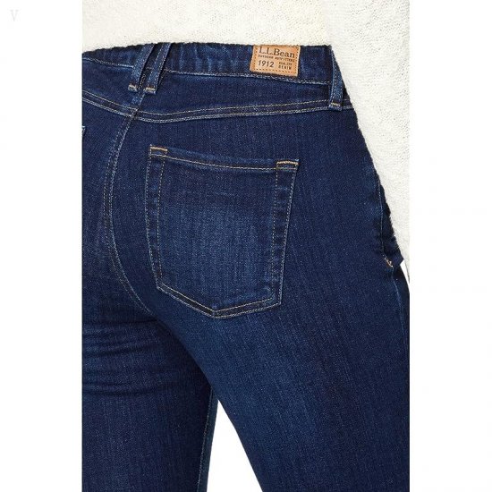 L.L.Bean BeanFlex Pull-On Jeans in Rinsed Rinsed ID-DEY86YEZ