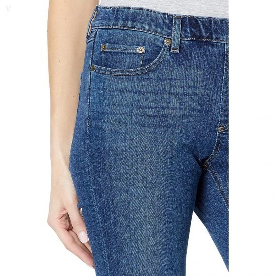 L.L.Bean BeanFlex Pull-On Jeans in Stonewashed Stonewashed ID-fa5g08wc