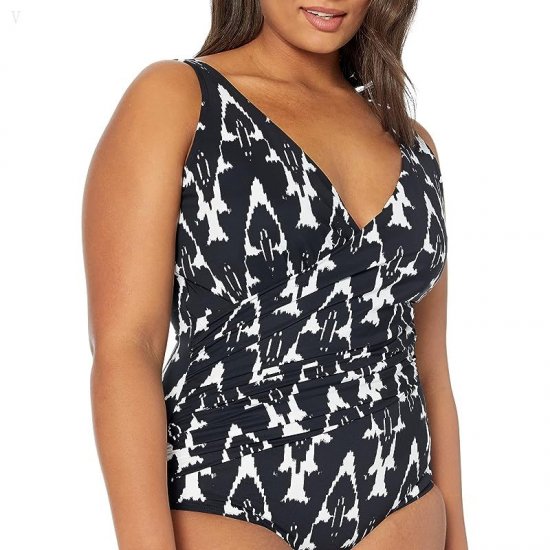 L.L.Bean Slimming Swimwear Tanksuit Print Black Ikat ID-5tppLbFQ