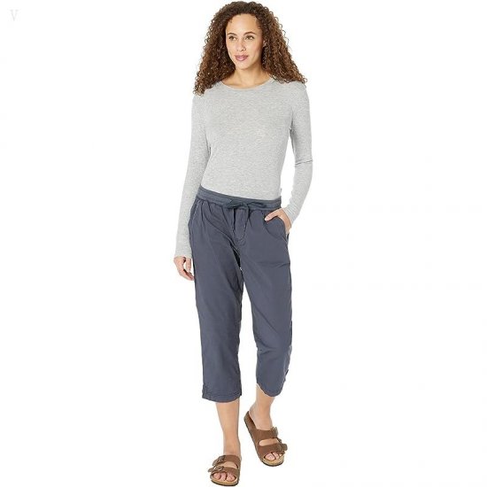 L.L.Bean Ripstop Pull-On Capri Pants Carbon Navy ID-bWrkGila