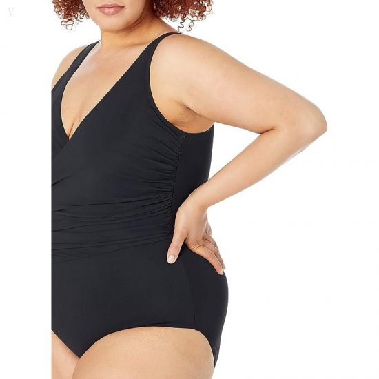 L.L.Bean Plus Size Slimming Swimwear Tank Suit Black ID-nmlKEhw3