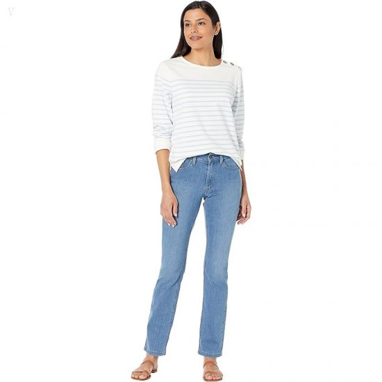 L.L.Bean BeanFlex Straight Leg Favorite Fit Jeans in Light Indigo Light Indigo ID-Fhgz8Z10